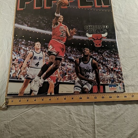 Vintage Scottie Pippen 1993 Chicago Bulls NBA Starline Sealed Poster - Picture 13 of 14